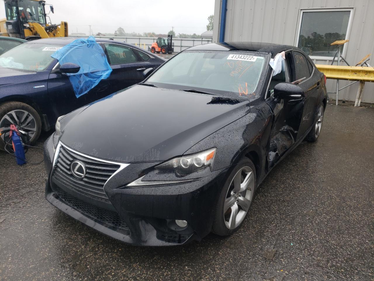 Photo 2 from auction – 2014 LEXUS IS 350 with VIN JTHBE1D25E5001102