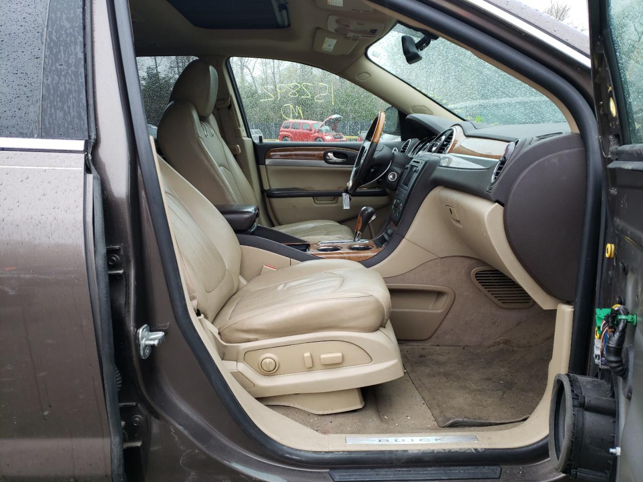 Photo 5 from auction – 2012 BUICK ENCLAVE with VIN 5GAKVCEDXCJ164038