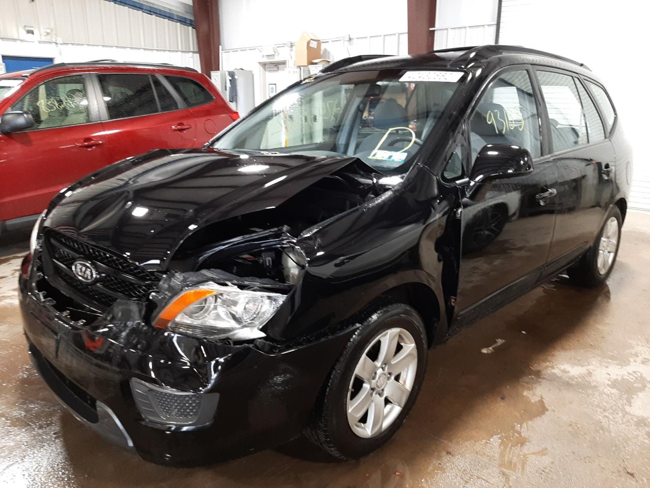 Photo 2 from auction – 2007 KIA RONDO BASE with VIN KNAFG525977079615