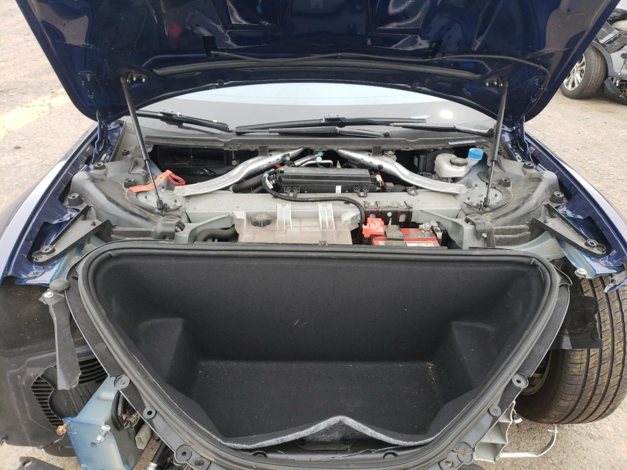 Photo 7 from auction – 2017 TESLA MODEL S with VIN 5YJSA1E22HF193996