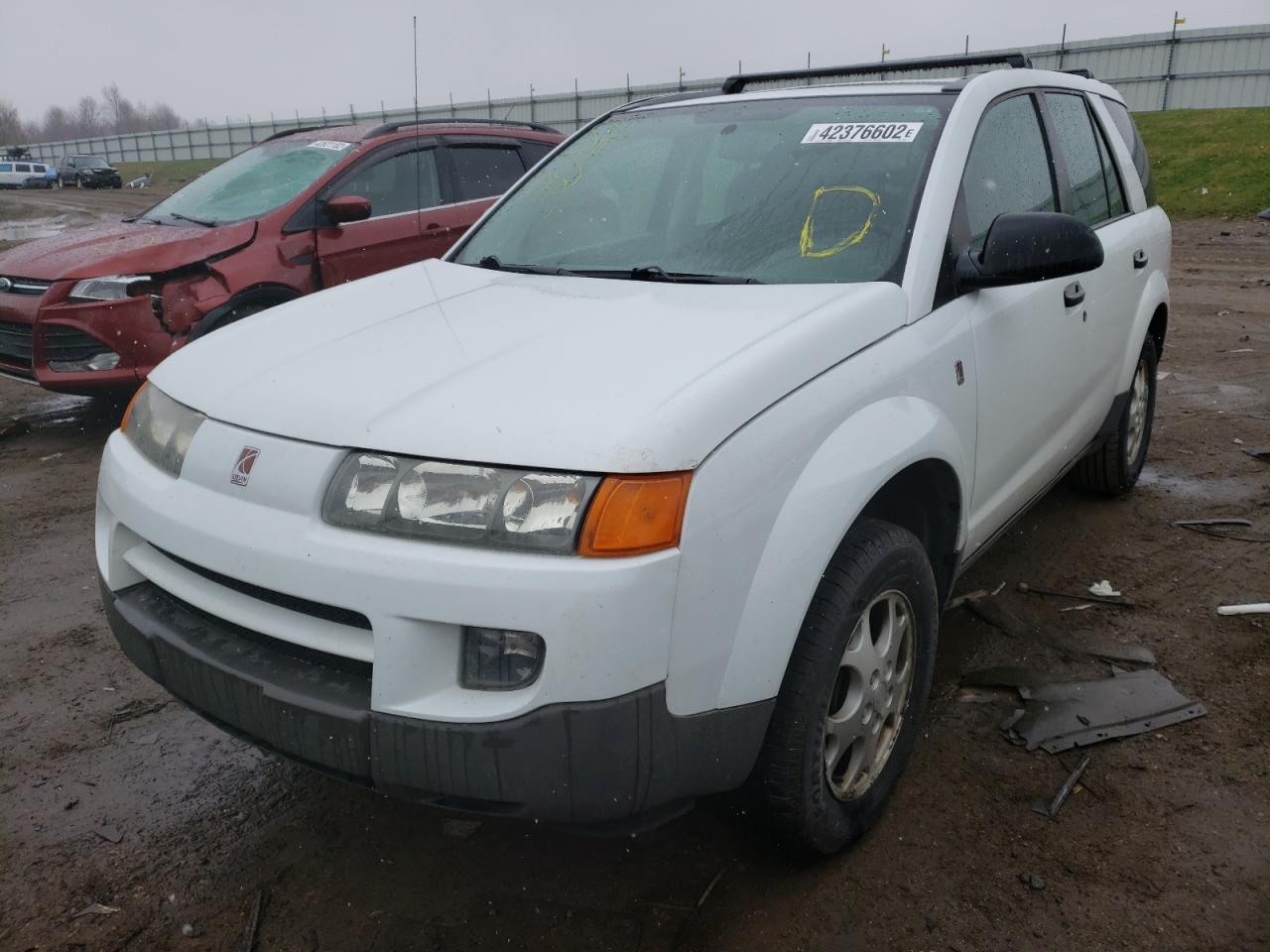 Photo 2 from auction – 2002 SATURN VUE with VIN 5GZCZ63B52S824908