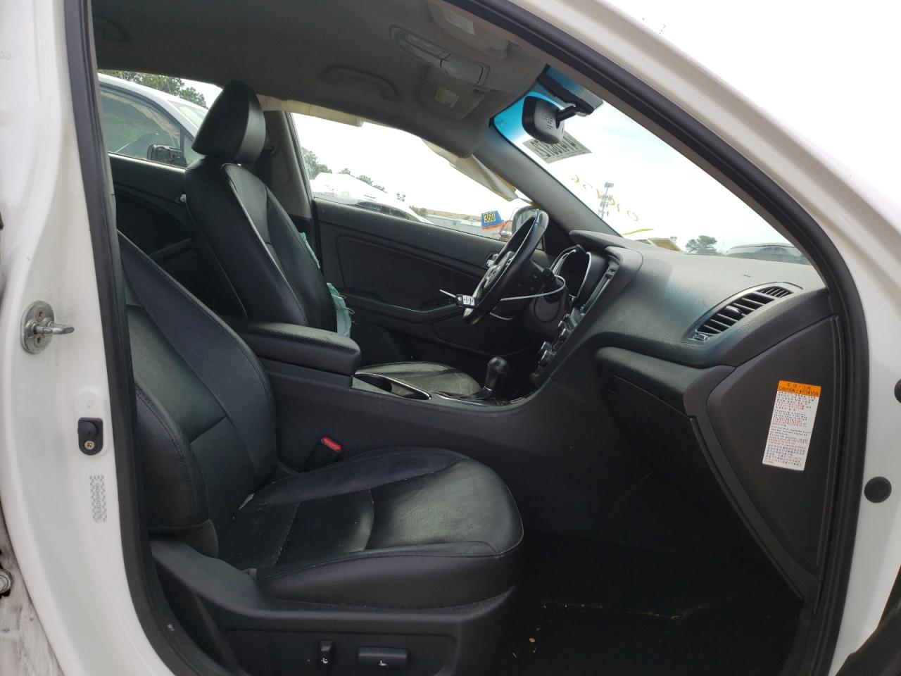Photo 15 from auction – 2014 KIA OPTIMA HYB with VIN KNAGN4AD4E5076756