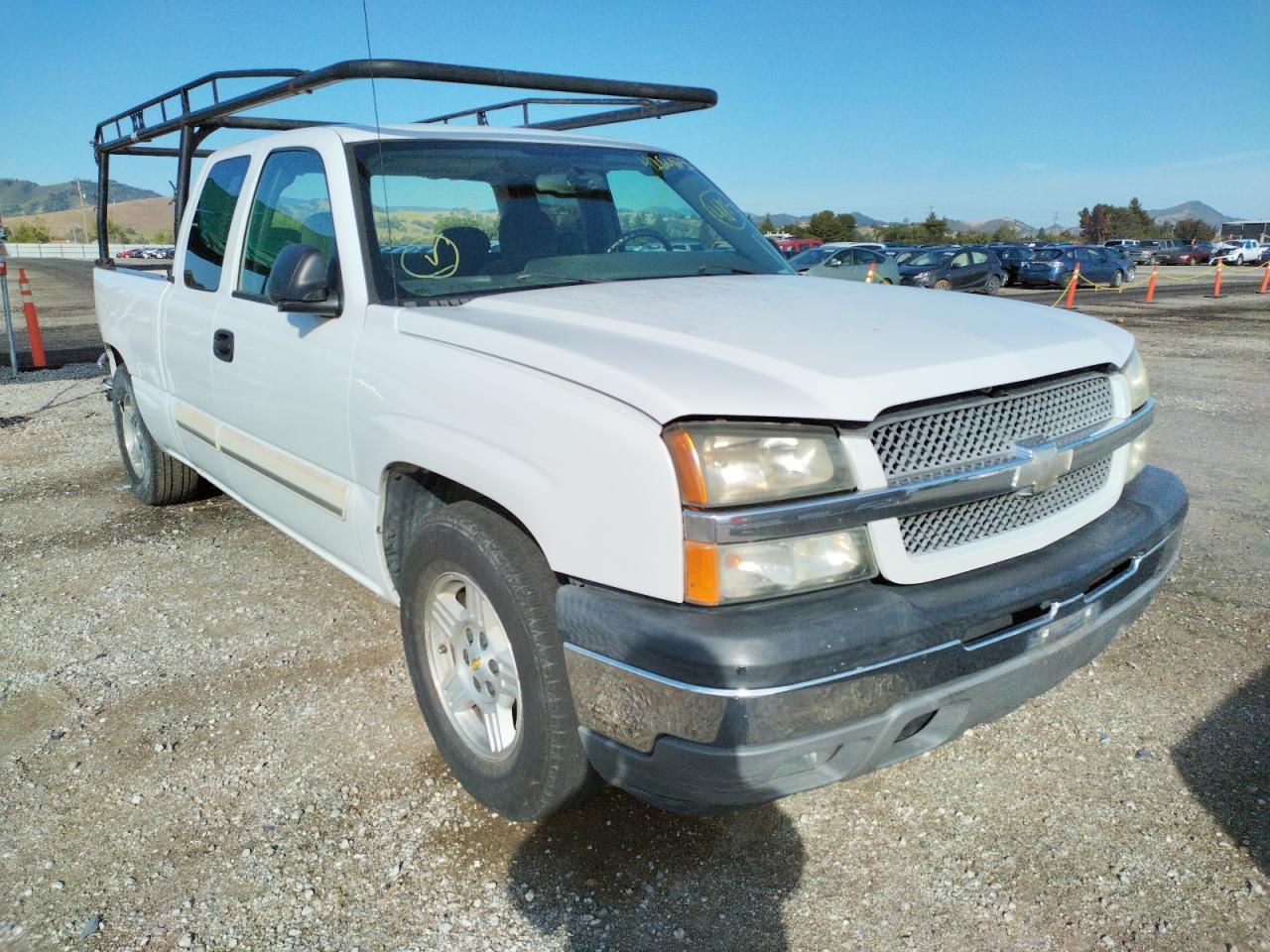 CHEVROLET SILVERADO 2005 with VIN 2GCEC19V251384022 - Photo from auction