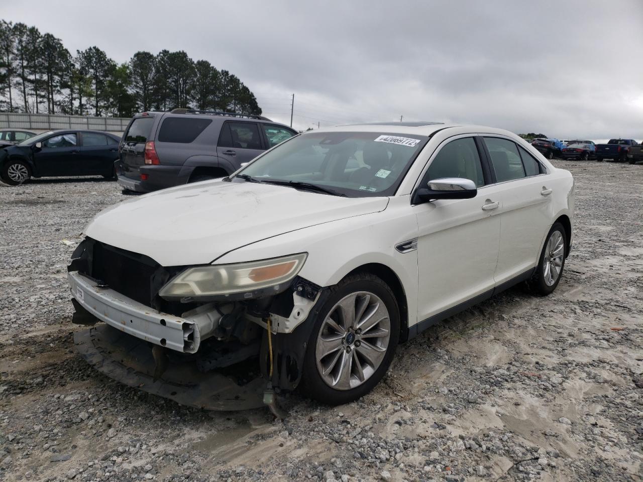 Foto 2 de la subasta – 2010 FORD TAURUS LIM con VIN 1FAHP2FW7AG110175