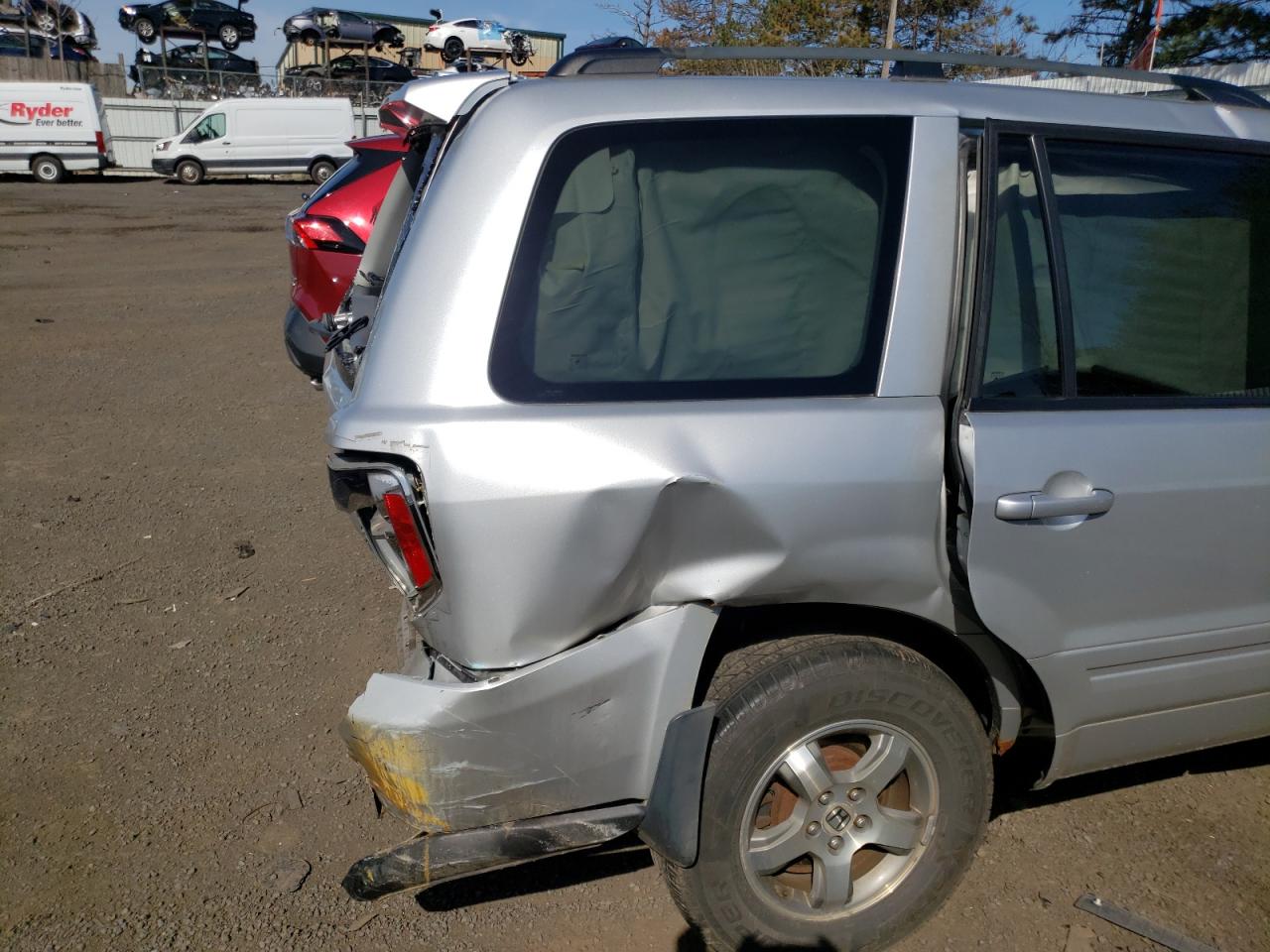 Photo 9 from auction – 2006 HONDA PILOT EX with VIN 2HKYF18766H538545