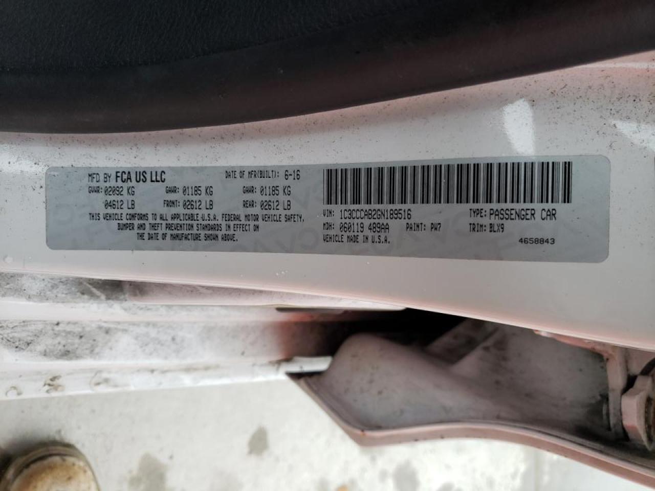 Photo 10 from auction – 2016 CHRYSLER 200 LIMITE with VIN 1C3CCCAB2GN189516