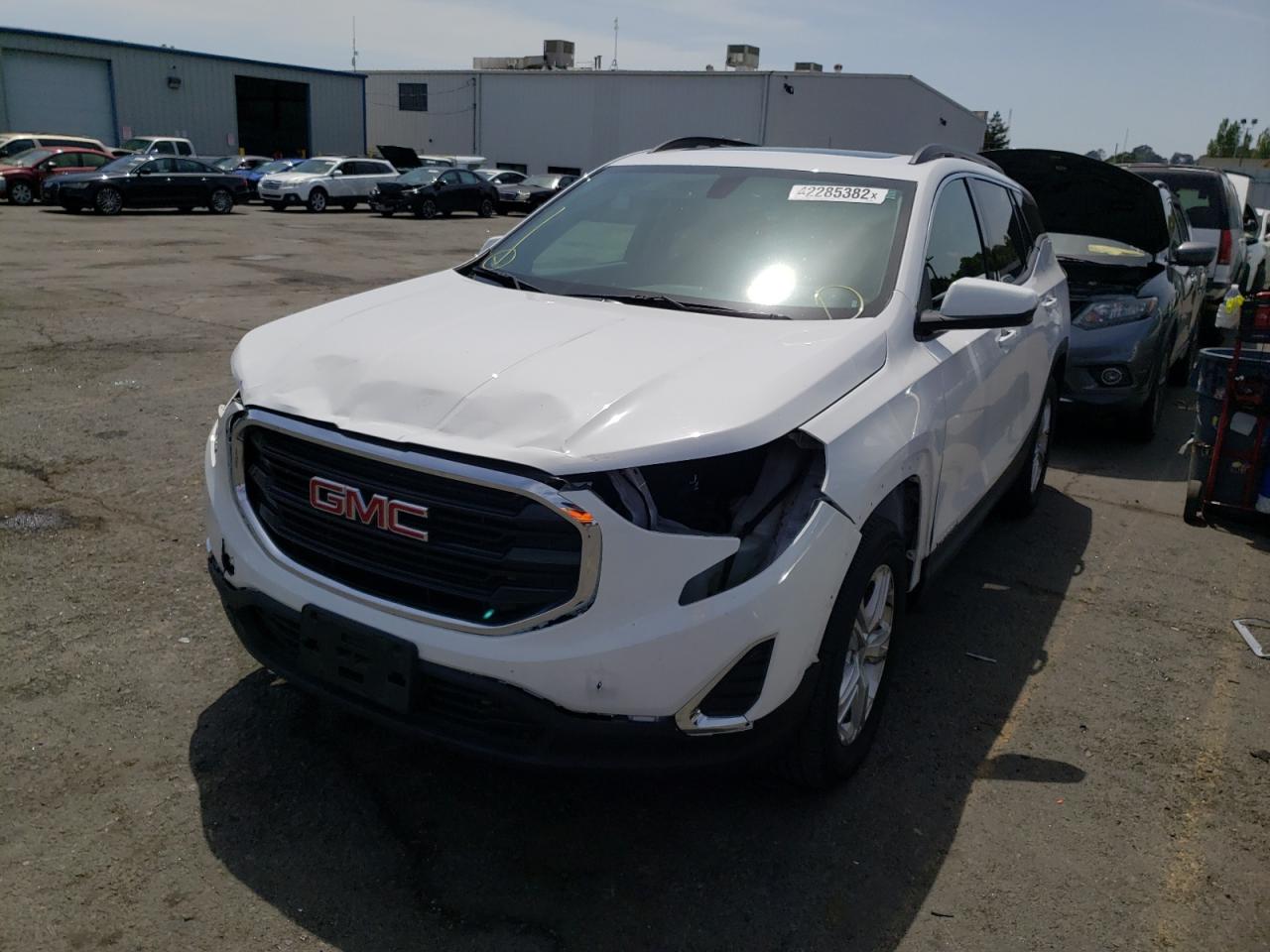 Photo 2 from auction – 2018 GMC TERRAIN SL with VIN 3GKALUEU4JL220832