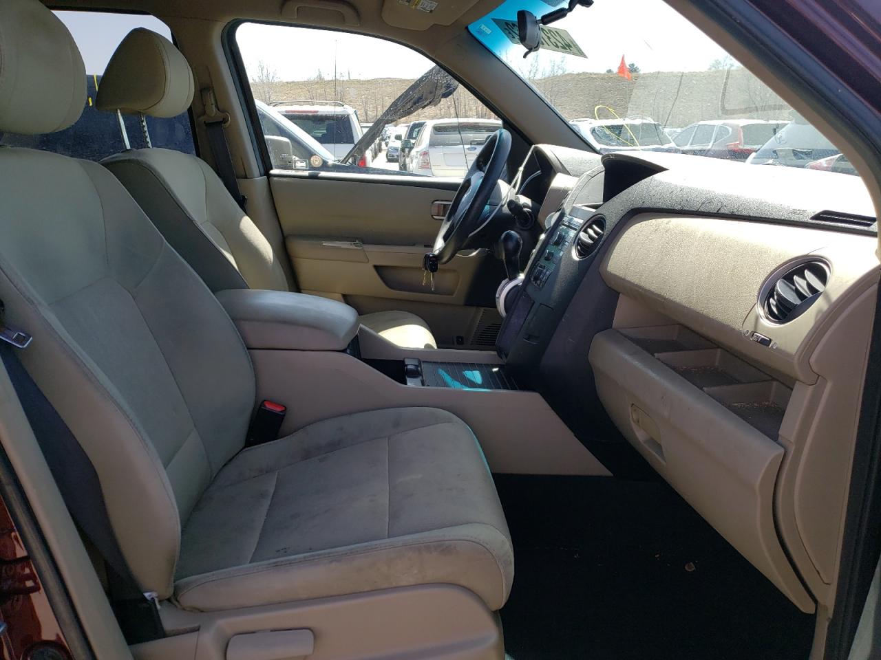 Photo 5 from auction – 2009 HONDA PILOT LX with VIN 5FNYF48299B010667