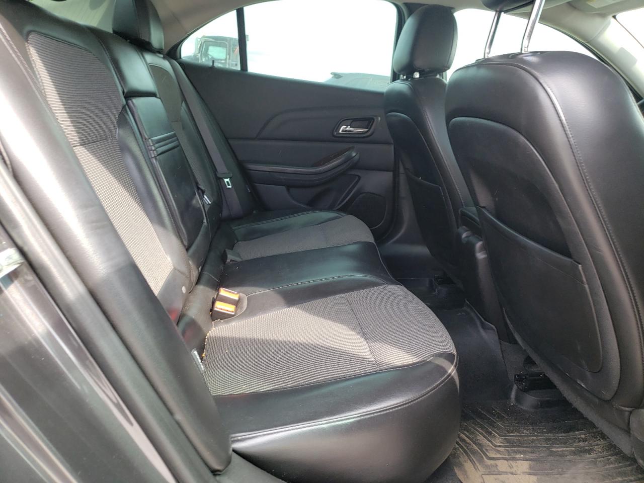 Photo 6 from auction – 2013 CHEVROLET MALIBU 1LT with VIN 1G11C5SA5DF228182
