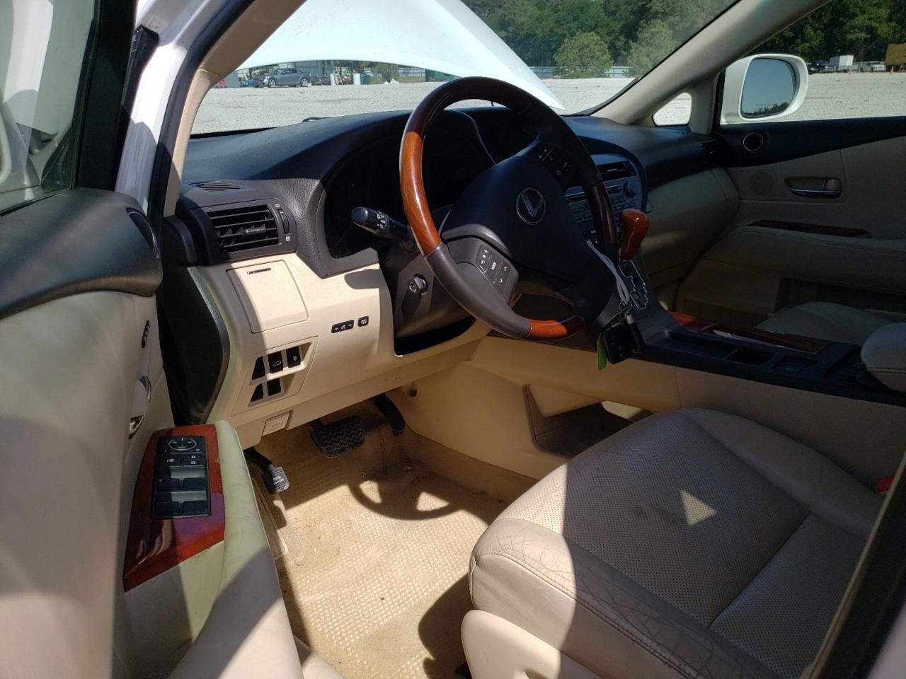 Photo 9 from auction – 2010 LEXUS RX 350 with VIN JTJZK1BA9A2404690