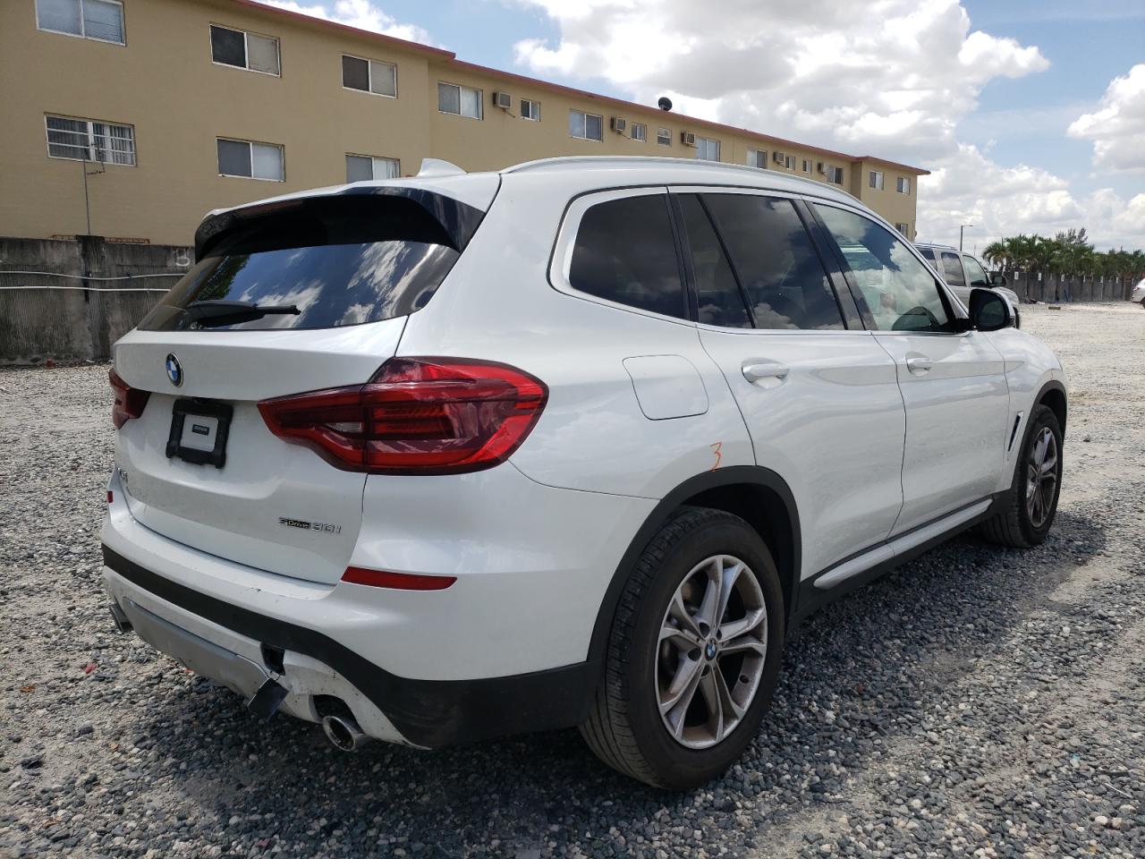 Photo 4 from auction – 2021 BMW X3 SDRIVE3 with VIN 5UXTY3C06M9H76252