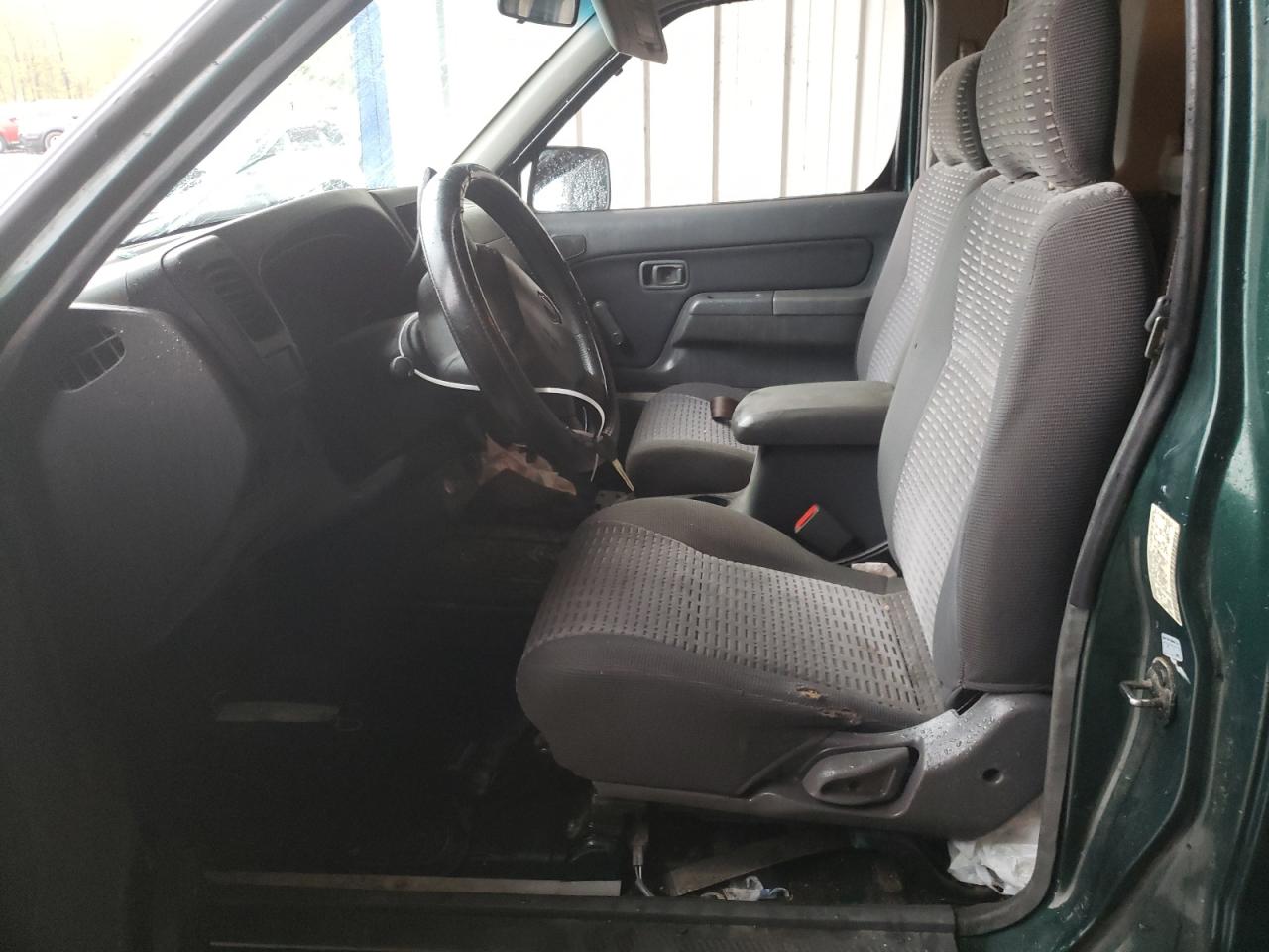 Photo 5 from auction – 2001 NISSAN FRONTIER K with VIN 1N6DD26S91C329092