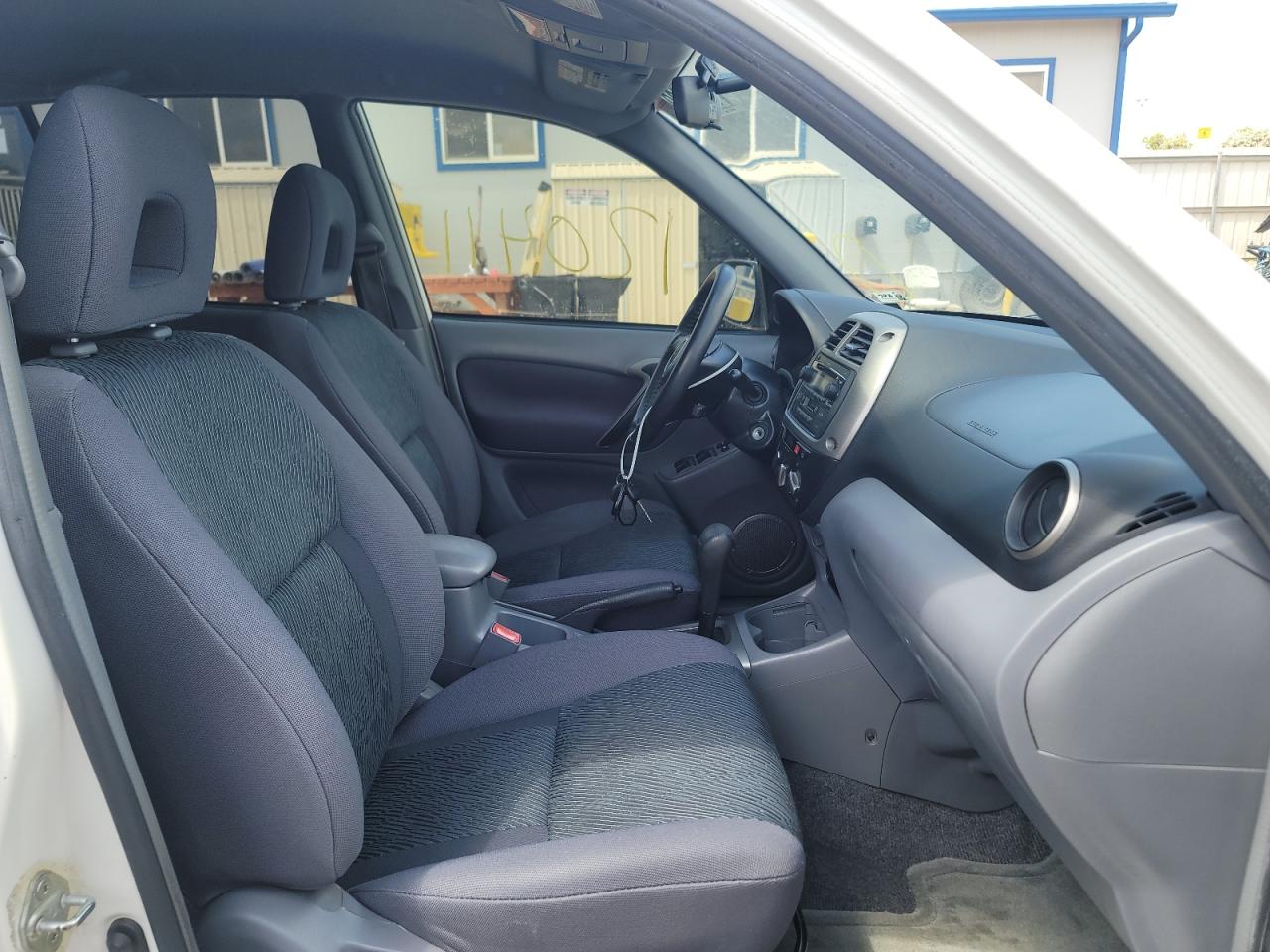 Фото 5 с аукциона – 2003 TOYOTA RAV4 с VIN JTEGH20V630105768