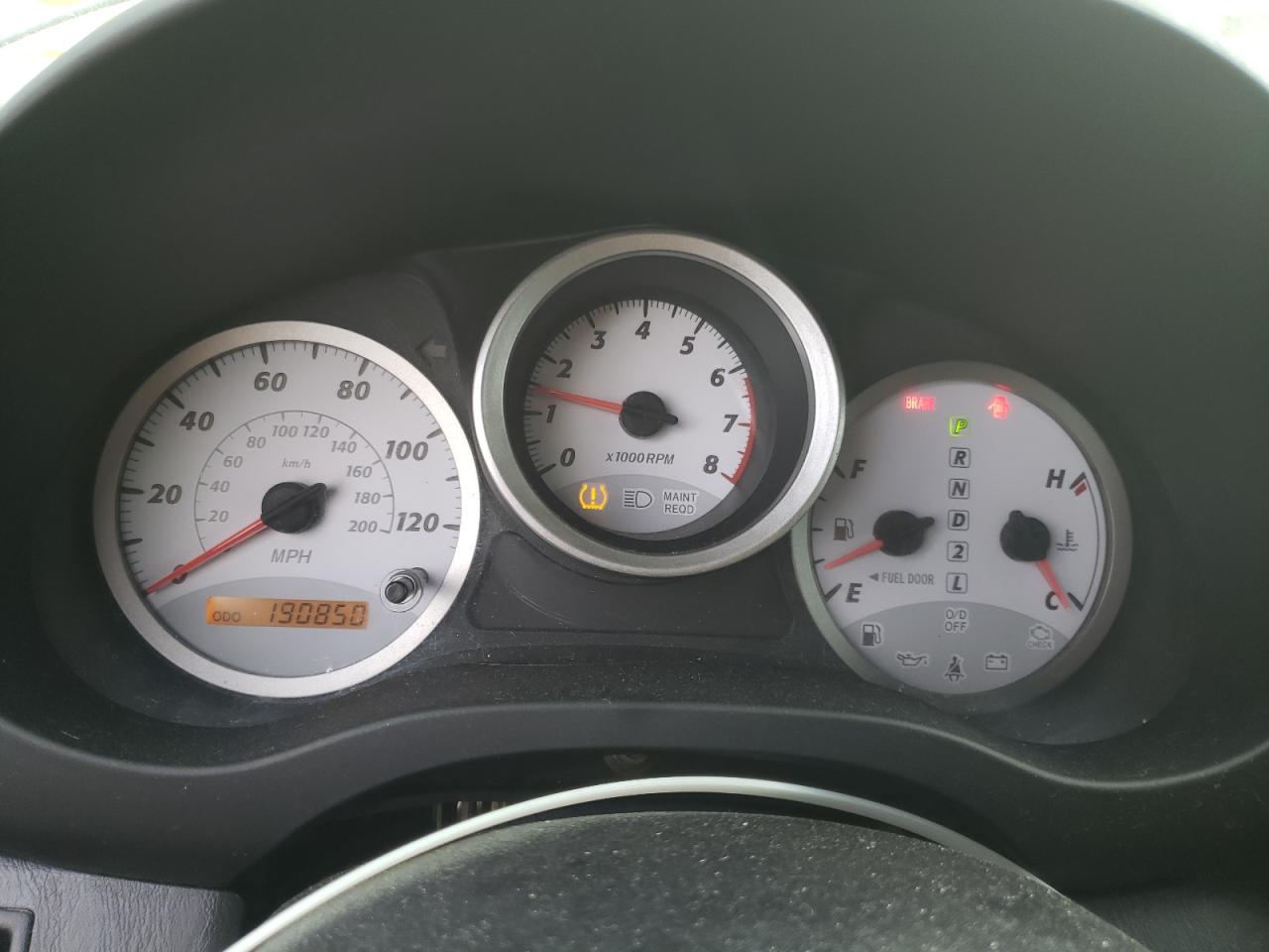 Photo 8 from auction – 2004 TOYOTA RAV4 with VIN JTEGD20V440007240