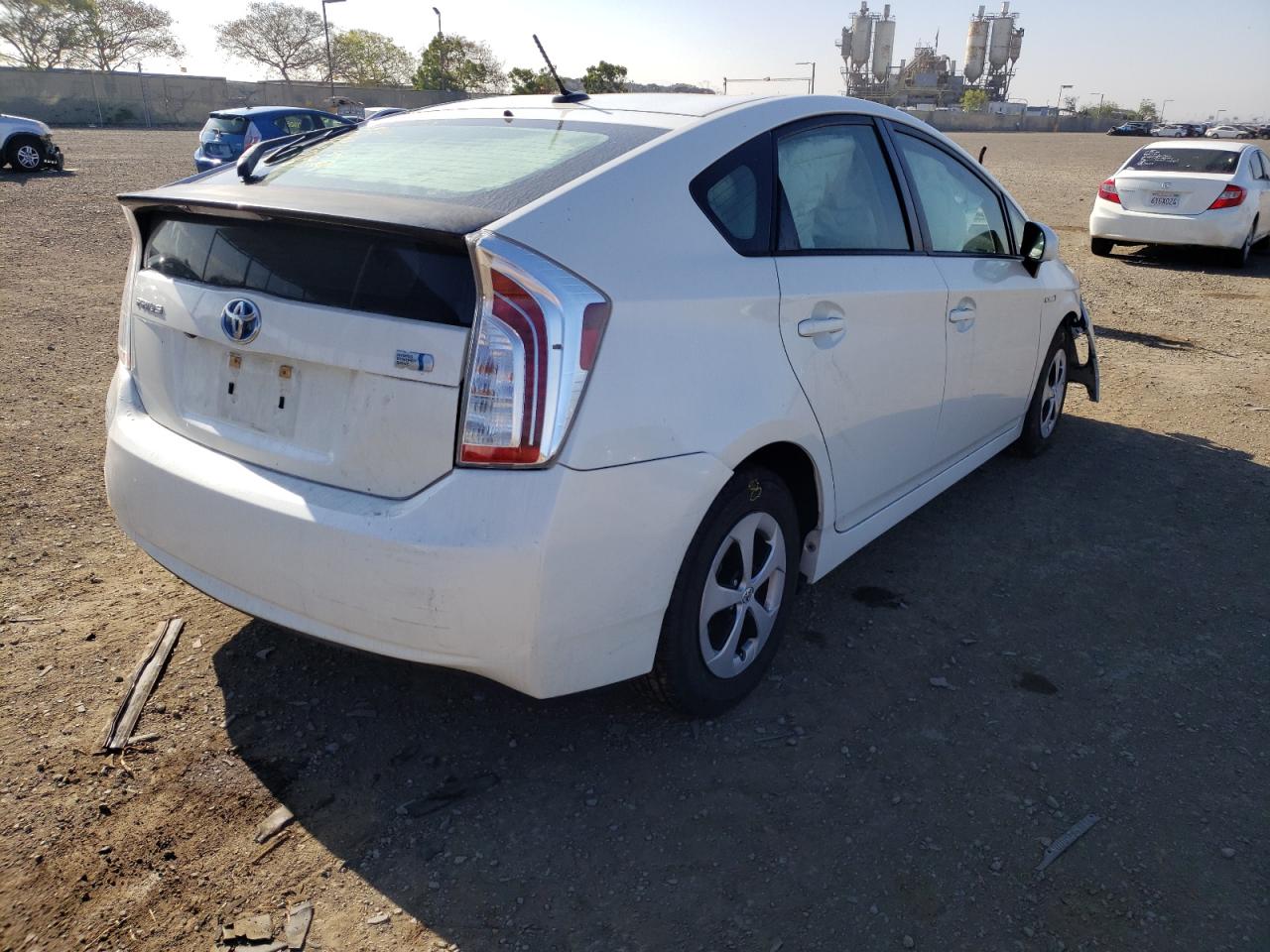 Photo 4 from auction – 2014 TOYOTA PRIUS with VIN JTDKN3DU3E1759476