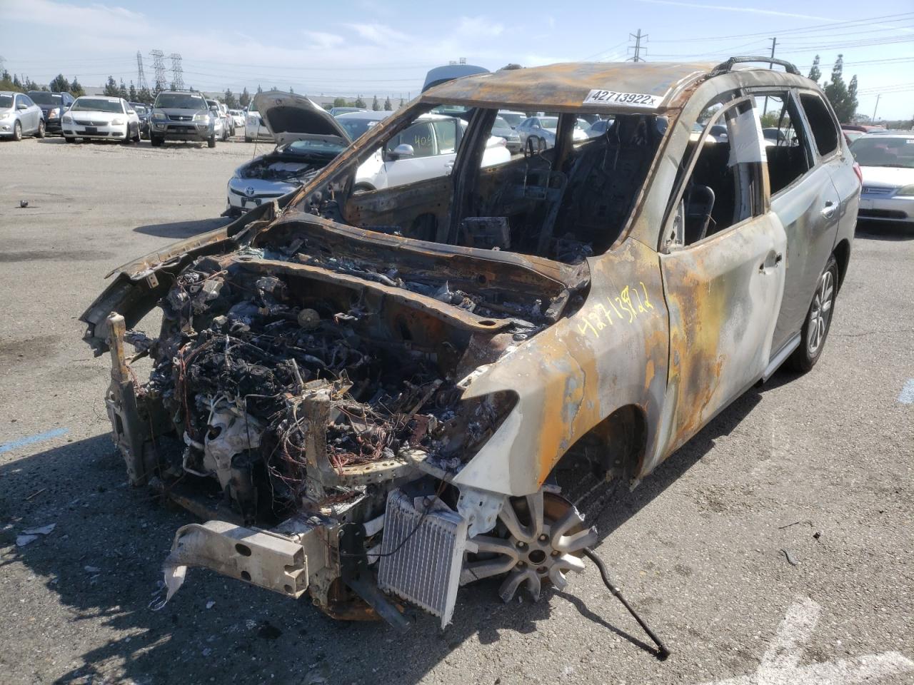 Photo 2 from auction – 2015 NISSAN PATHFINDER with VIN 5N1AR2MN7FC655108