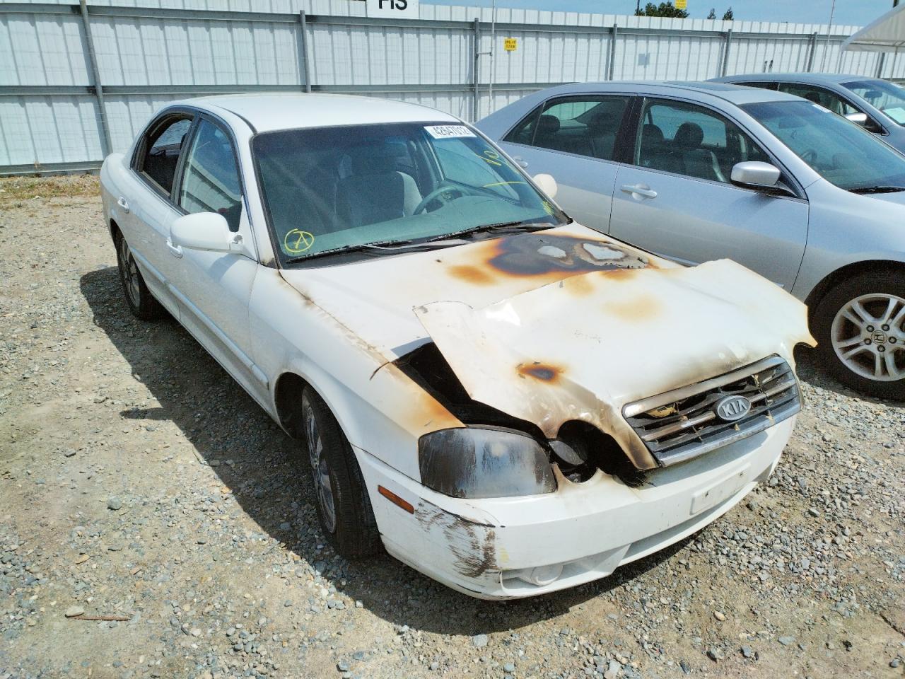 KIA OPTIMA LX 2004 with VIN KNAGD128545261593 - Photo from auction