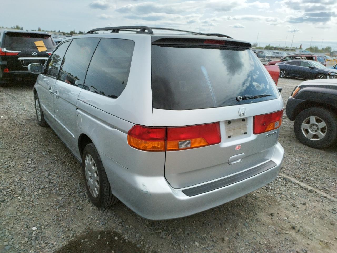 Photo 3 from auction – 2003 HONDA ODYSSEY LX with VIN 5FNRL18523B010118