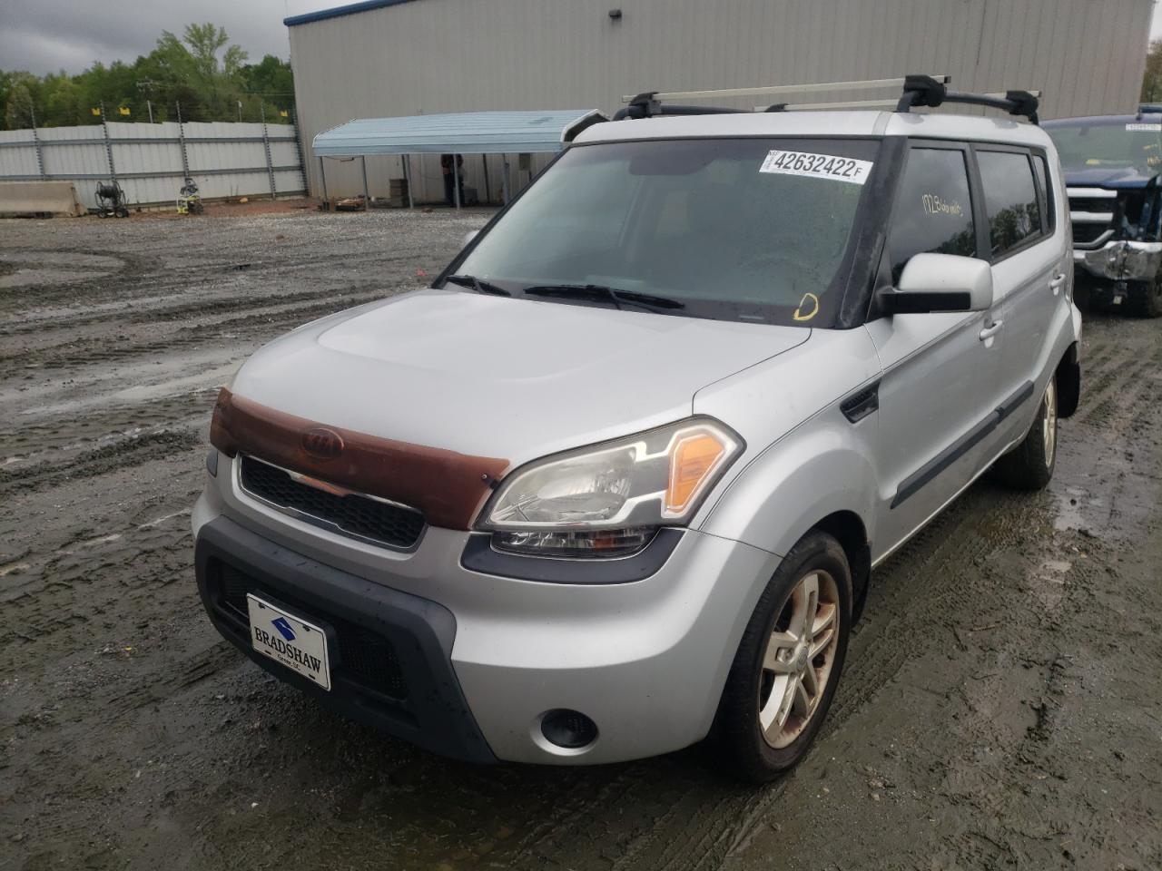 Photo 2 from auction – 2011 KIA SOUL + with VIN KNDJT2A27B7711972