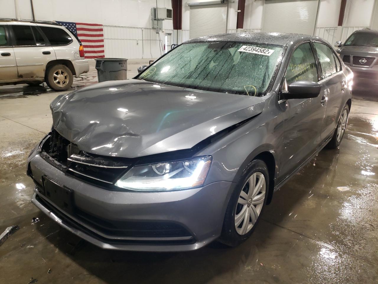 Photo 2 from auction – 2017 VOLKSWAGEN JETTA S with VIN 3VW2B7AJ5HM331858