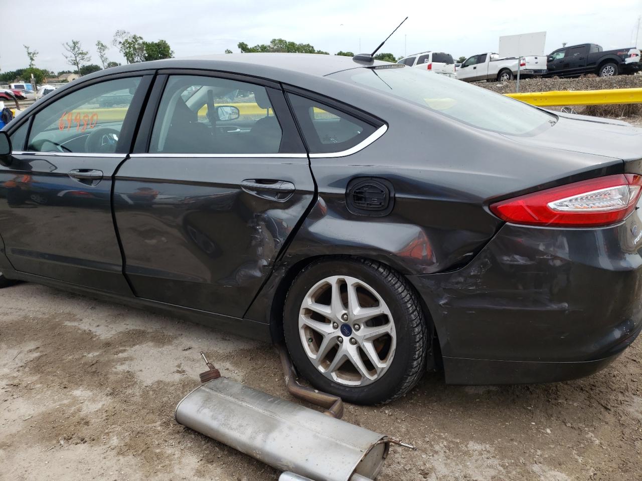 Photo 9 from auction – 2016 FORD FUSION SE with VIN 3FA6P0H77GR255025