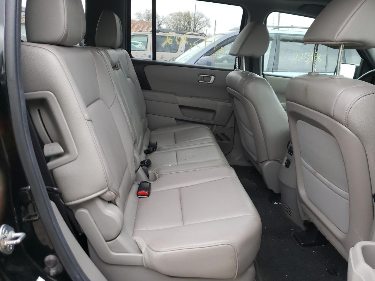 Photo 6 from auction – 2013 HONDA PILOT EXL with VIN 5FNYF4H53DB053971