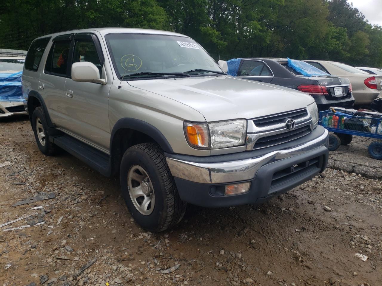 TOYOTA 4RUNNER SR 2001 with VIN JT3GN86R910181156 - Photo from auction
