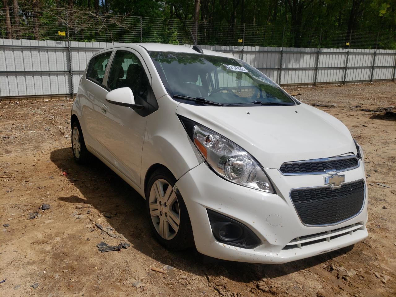CHEVROLET SPARK 1LT 2015 with VIN KL8CD6S91FC742665 - Photo from auction
