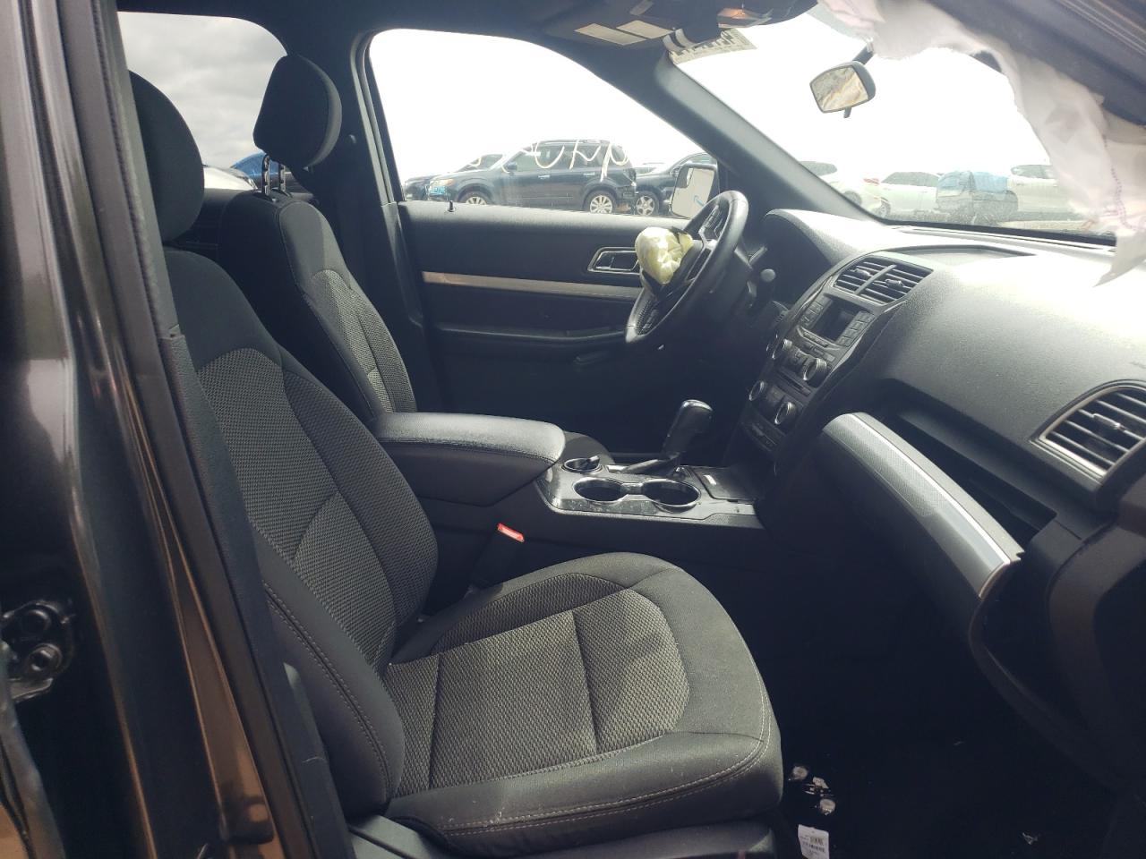 Photo 5 from auction – 2017 FORD EXPLORER X with VIN 1FM5K7D88HGC14788