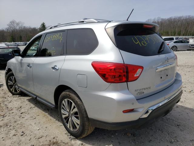 Photo 3 from auction – 2017 NISSAN PATHFINDER with VIN 5N1DR2MM0HC625939
