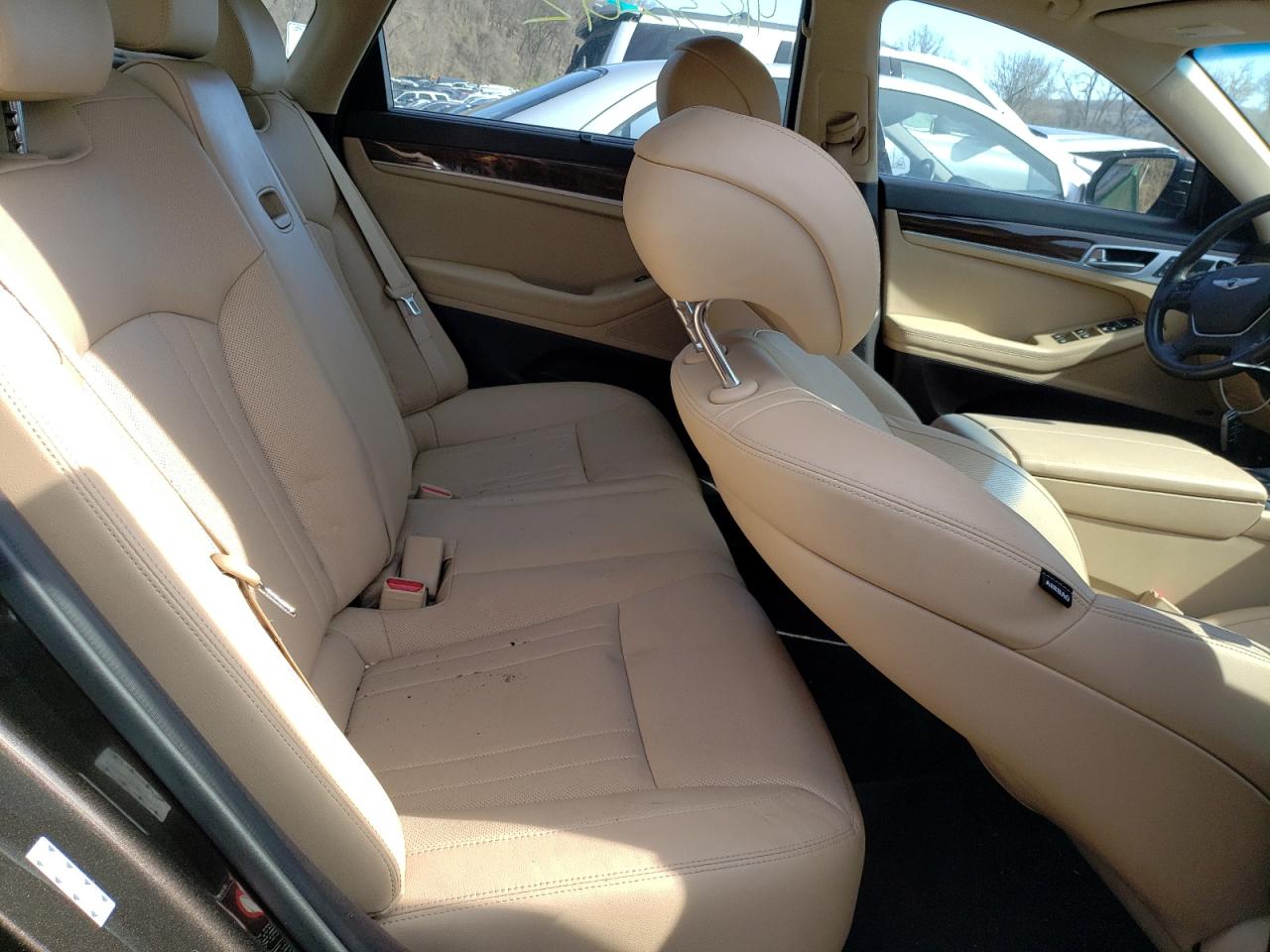 Photo 6 from auction – 2017 GENESIS G80 BASE with VIN KMHGN4JE2HU200735