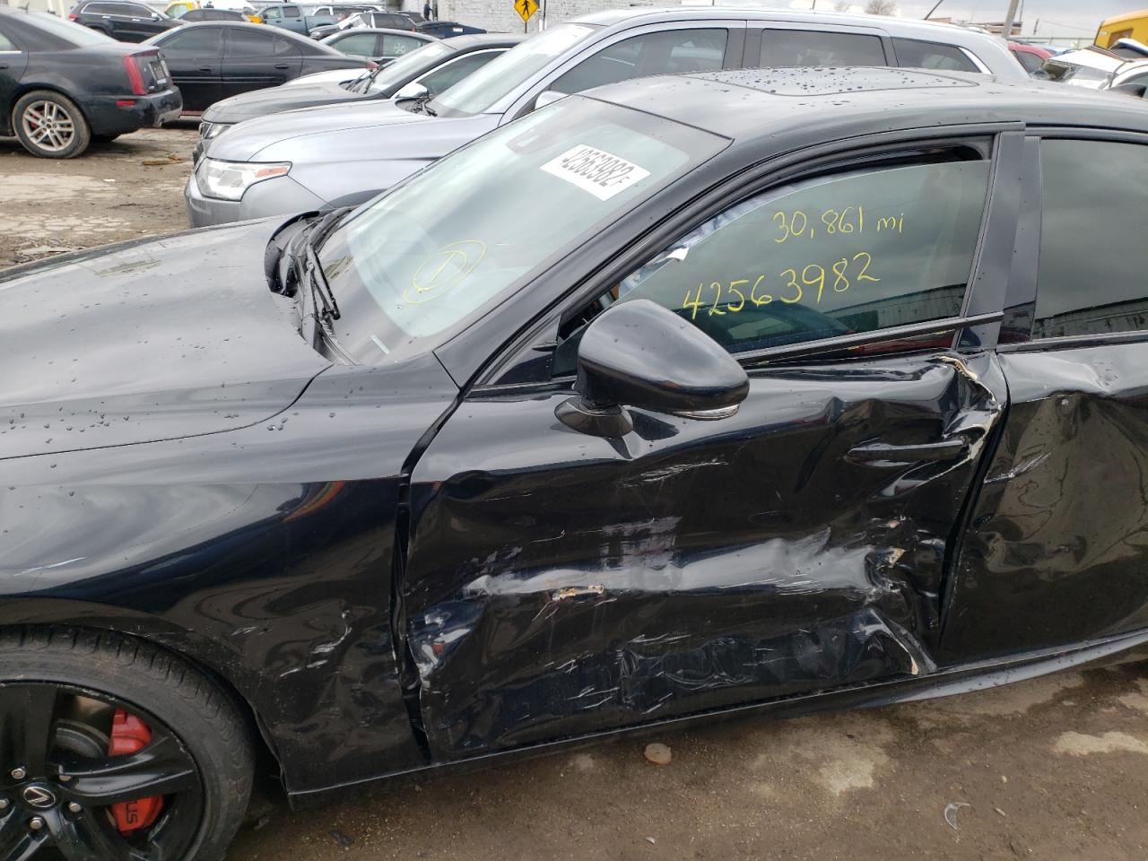 Photo 9 from auction – 2018 LEXUS IS 300 with VIN JTHC81D27J5027836