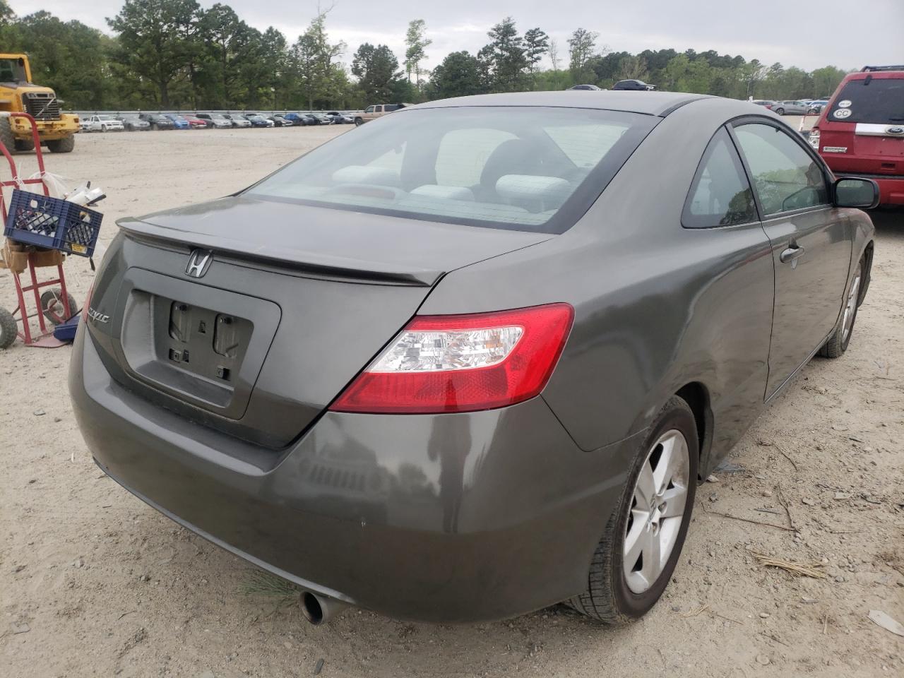 Photo 4 from auction – 2007 HONDA CIVIC EX with VIN 2HGFG12857H535752