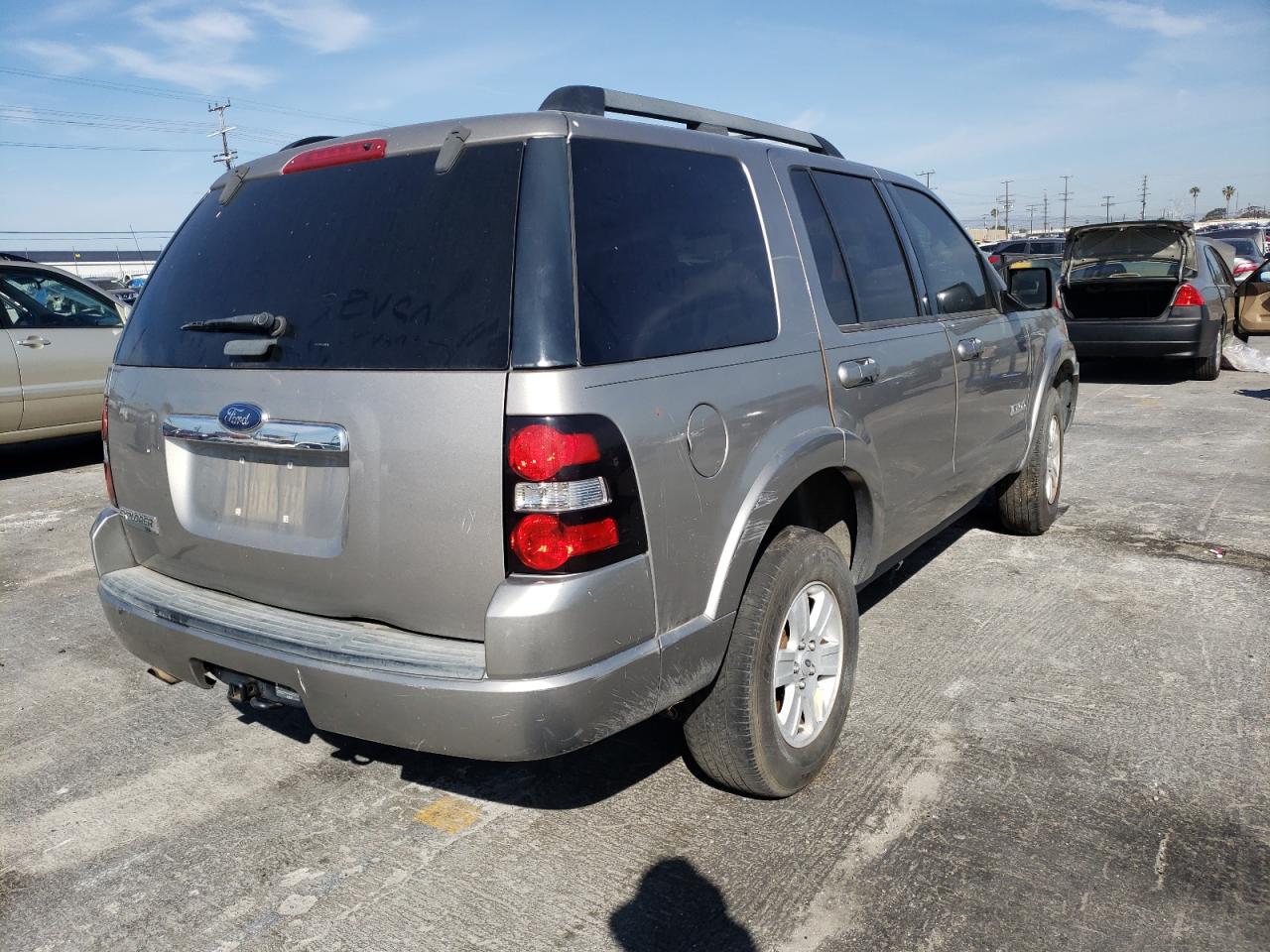 Photo 4 from auction – 2008 FORD EXPLORER X with VIN 1FMEU63E28UA68305