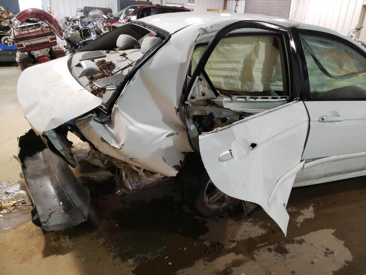 Photo 9 from auction – 2005 KIA SPECTRA LX with VIN KNAFE121955080137