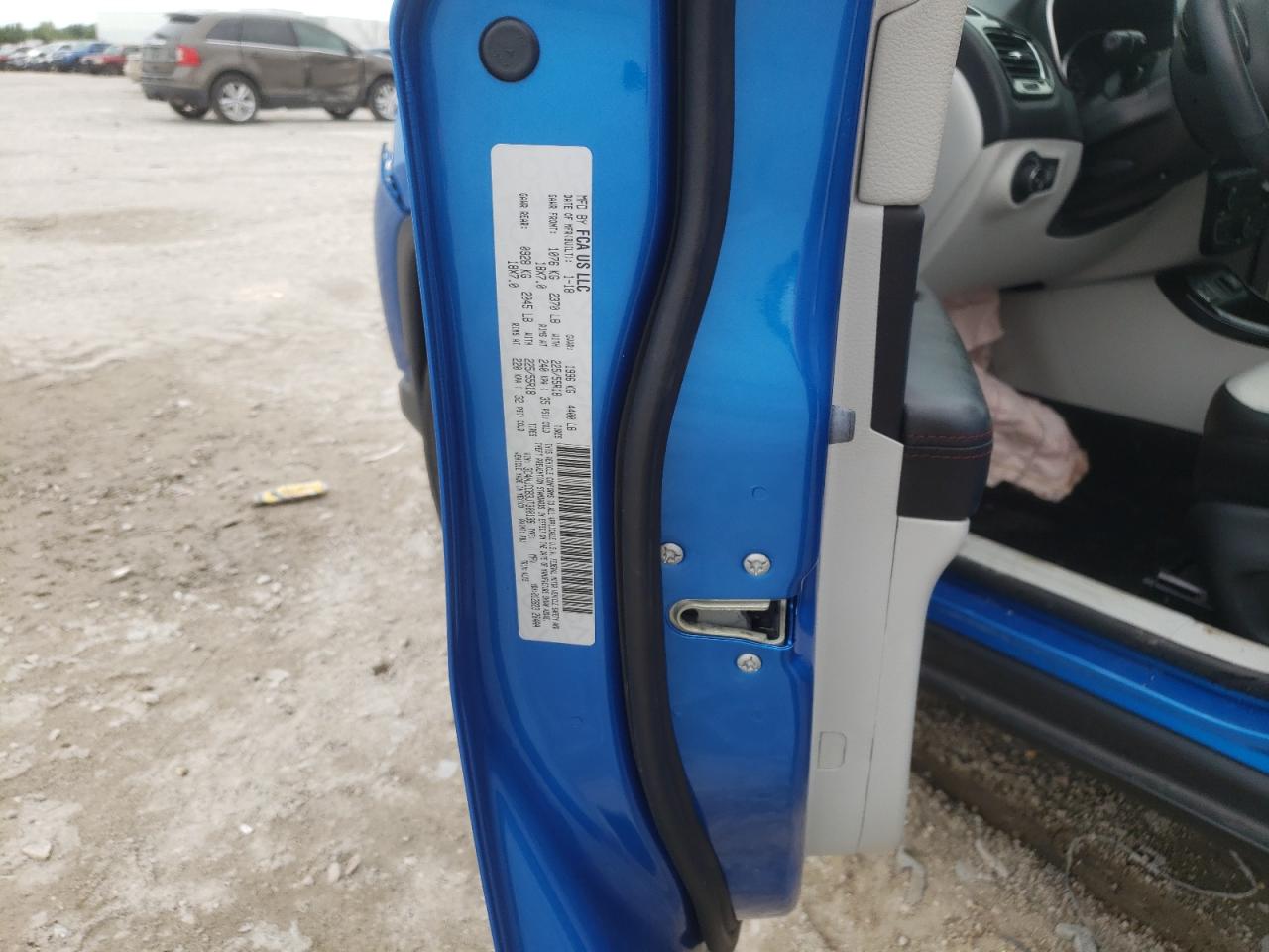 Photo 10 from auction – 2018 JEEP COMPASS LI with VIN 3C4NJCCB3JT300136