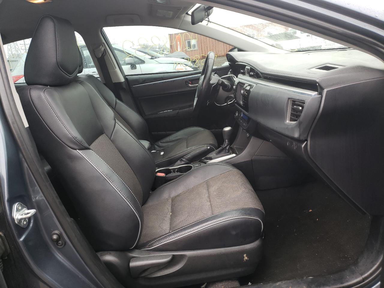 Photo 5 from auction – 2016 TOYOTA COROLLA L with VIN 2T1BURHE0GC586135