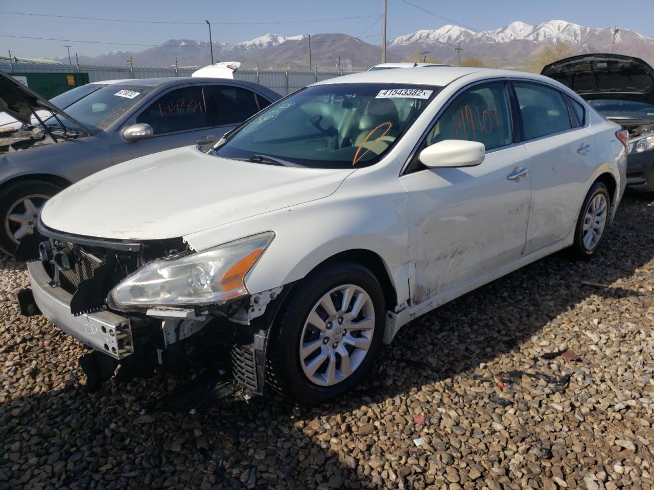 Photo 2 from auction – 2015 NISSAN ALTIMA 2.5 with VIN 1N4AL3AP1FN304691