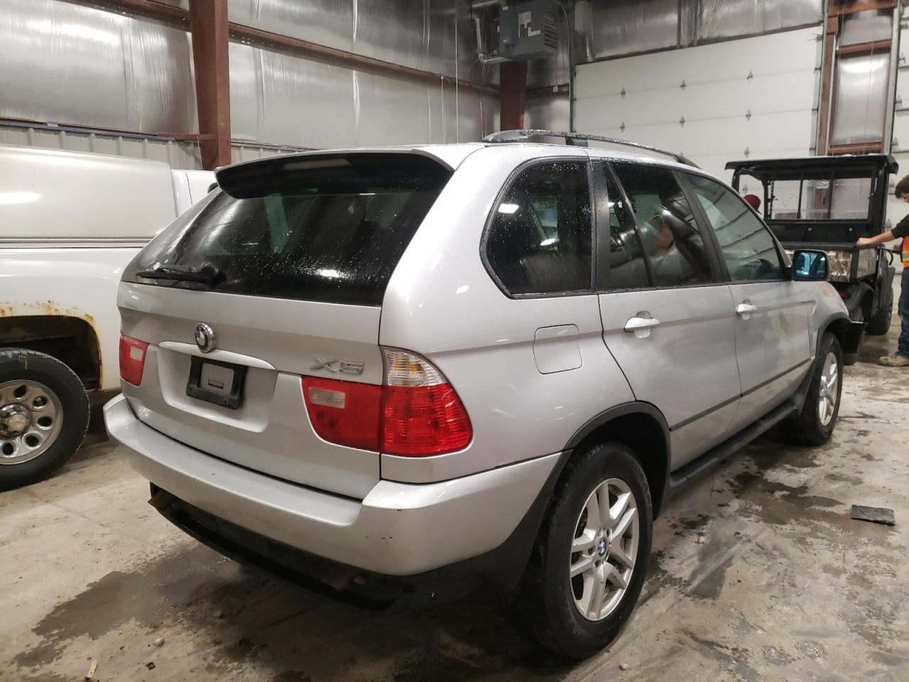 Photo 4 from auction – 2005 BMW X5 3.0I with VIN 5UXFA13555LY03198