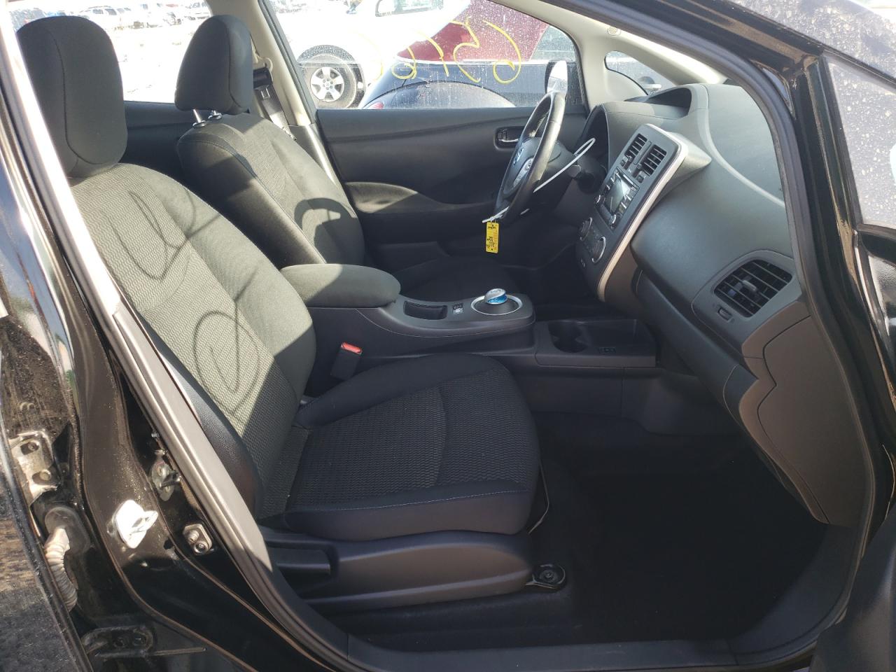 Photo 5 from auction – 2015 NISSAN LEAF S with VIN 1N4AZ0CP8FC305259