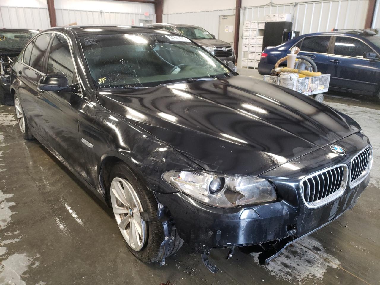 BMW 528 XI 2014 with VIN WBA5A7C53ED618400 - Photo from auction