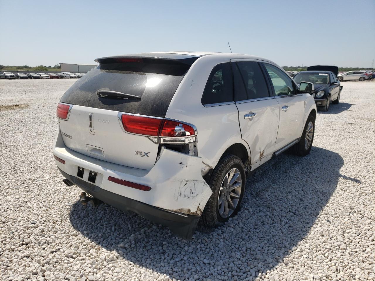 Photo 4 from auction – 2011 LINCOLN MKX with VIN 2LMDJ6JK2BBJ06923