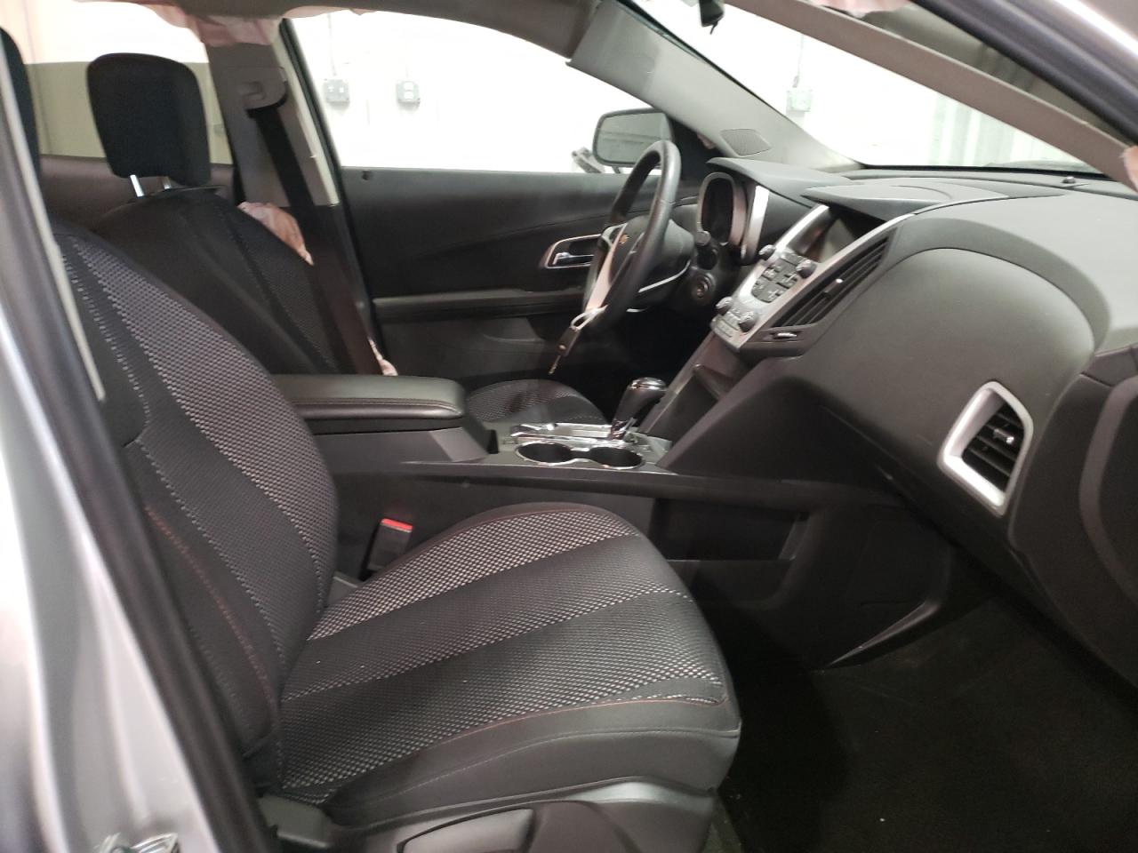 Photo 5 from auction – 2017 CHEVROLET EQUINOX LT with VIN 2GNALCEK9H1598474