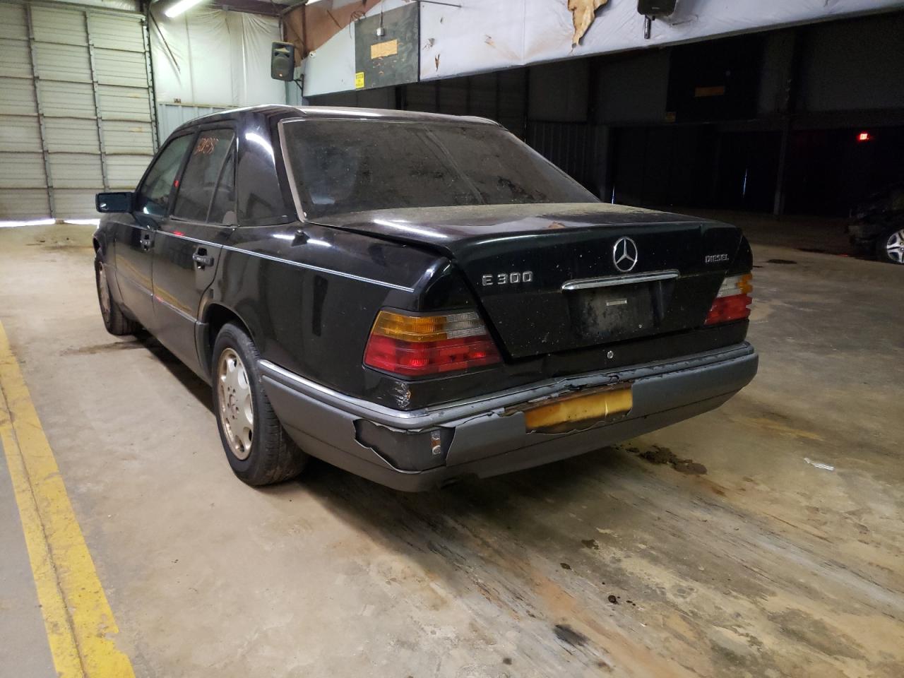 Photo 3 from auction – 1995 MERCEDES-BENZ E 300D with VIN WDBEB31E6SC223753