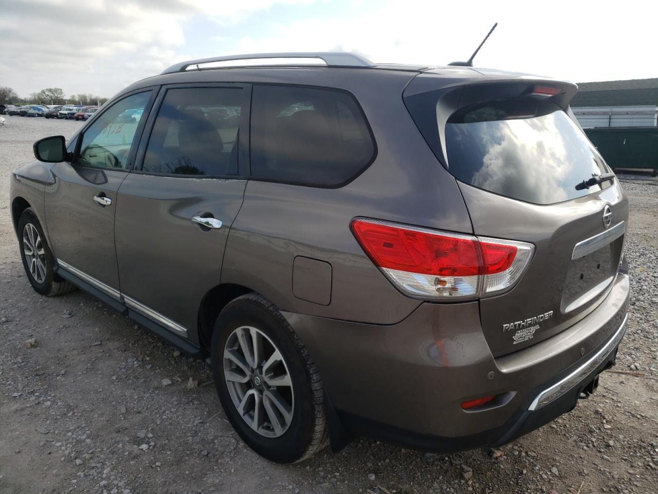 Photo 3 from auction – 2013 NISSAN PATHFINDER with VIN 5N1AR2MM0DC656752