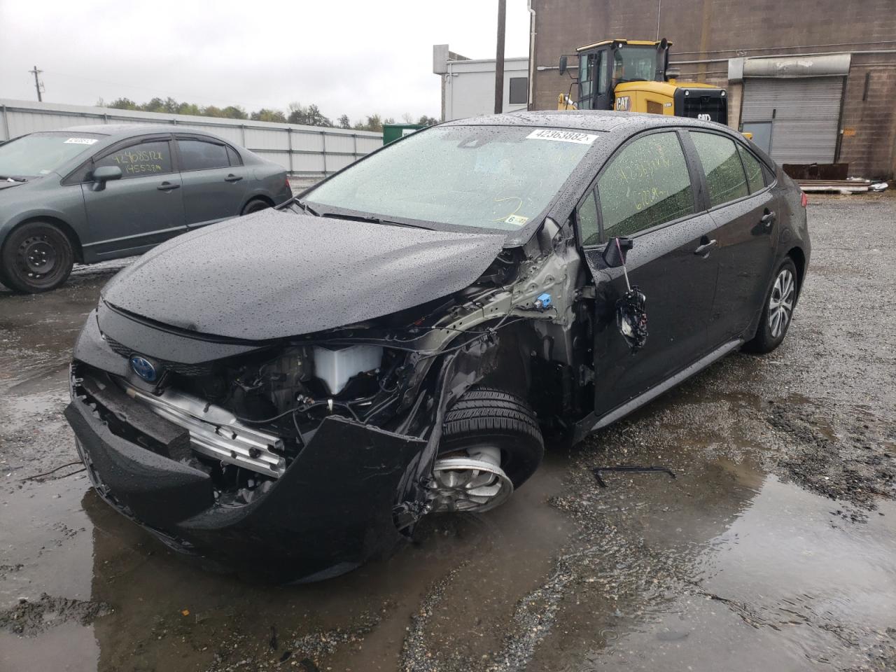 Photo 2 from auction – 2021 TOYOTA COROLLA LE with VIN JTDEAMDE6MJ001492