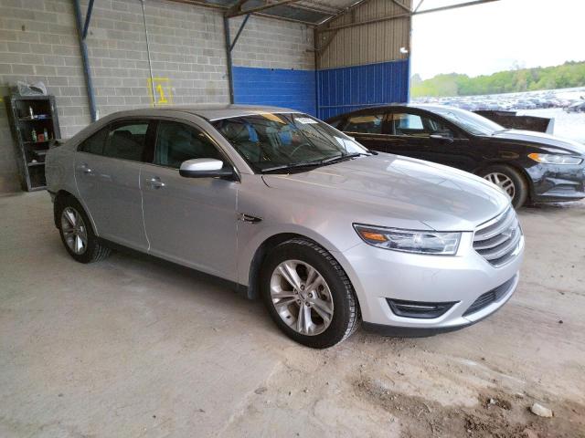 FORD TAURUS SEL 2018 with VIN 1FAHP2E82JG136752 - Photo from auction
