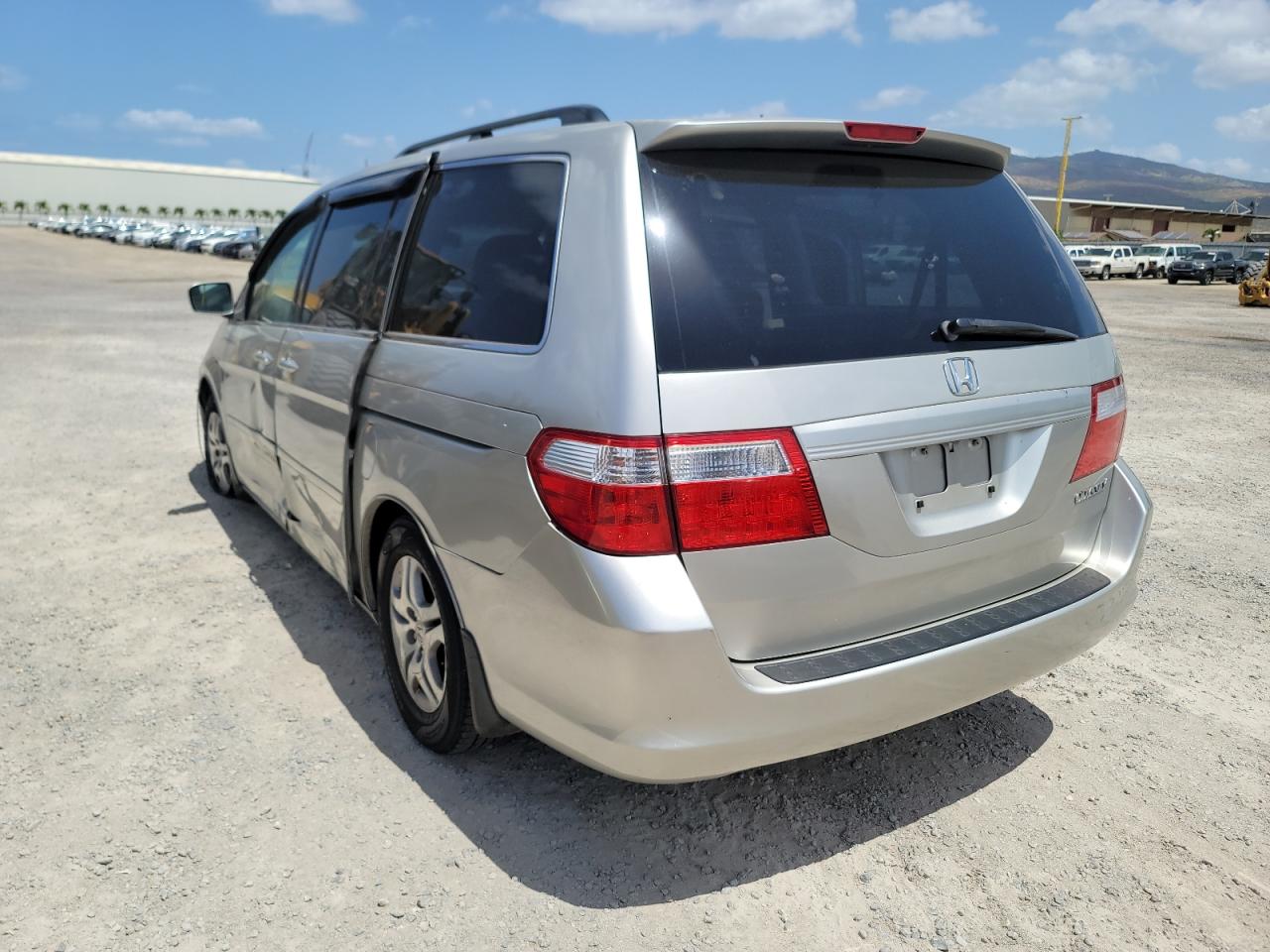 Photo 3 from auction – 2005 HONDA ODYSSEY EX with VIN 5FNRL38495B017136