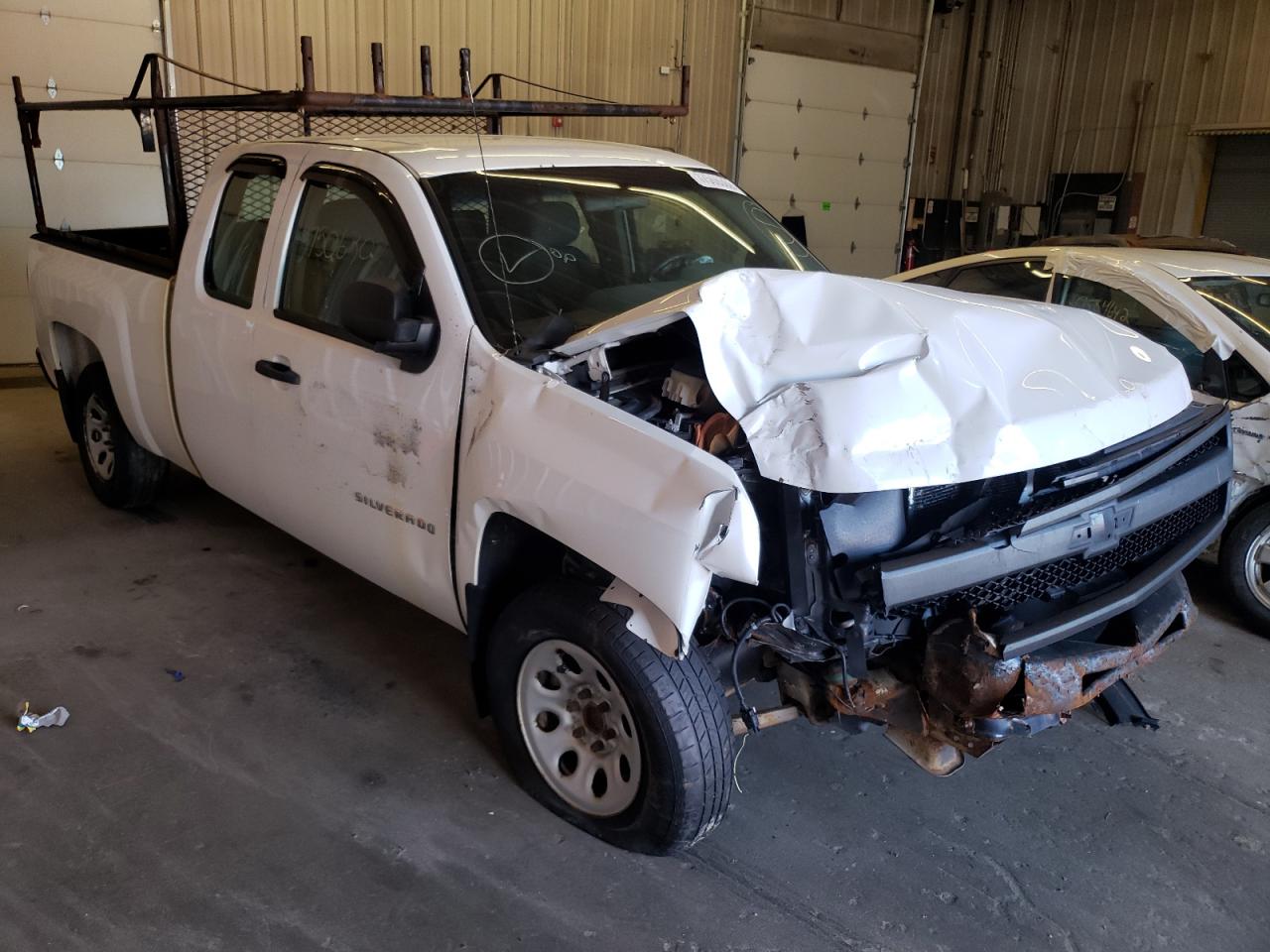 CHEVROLET SILVERADO 2013 with VIN 1GCRCPE08DZ317753 - Photo from auction