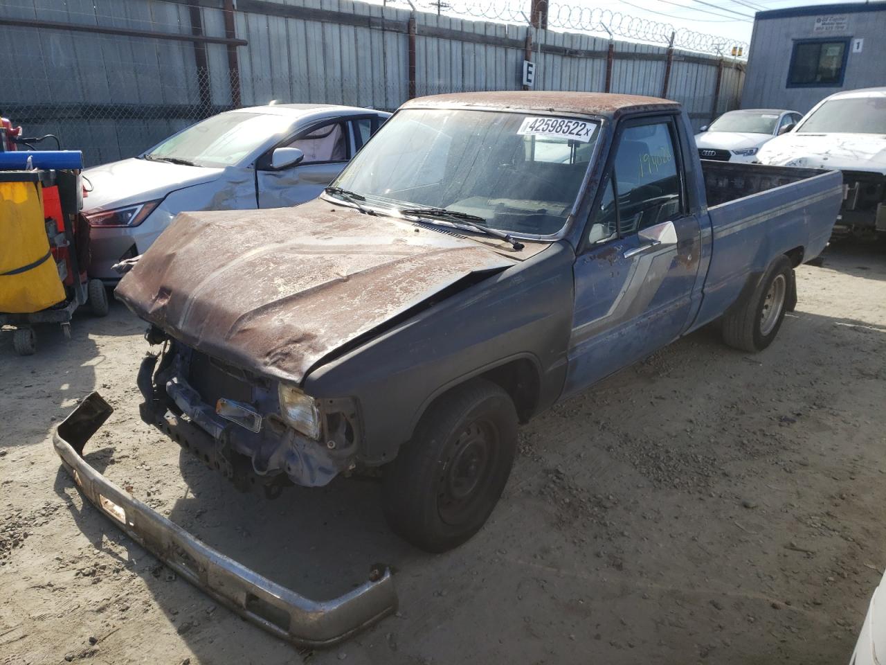 Photo 2 from auction – 1985 TOYOTA OTHER with VIN JT4RN55SXF5037682